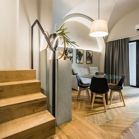 Ferrini Home - Piazza Trento Катания Экстерьер фото